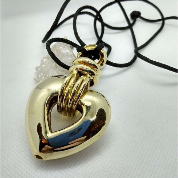 You have‎ my heart on a string gold necklace - Picture 1 of 3